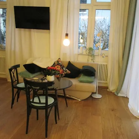 Apartment Am Apfelbaum Reutlingen Exterior photo